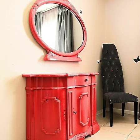Boutique Saint Julians * Saint Julian's